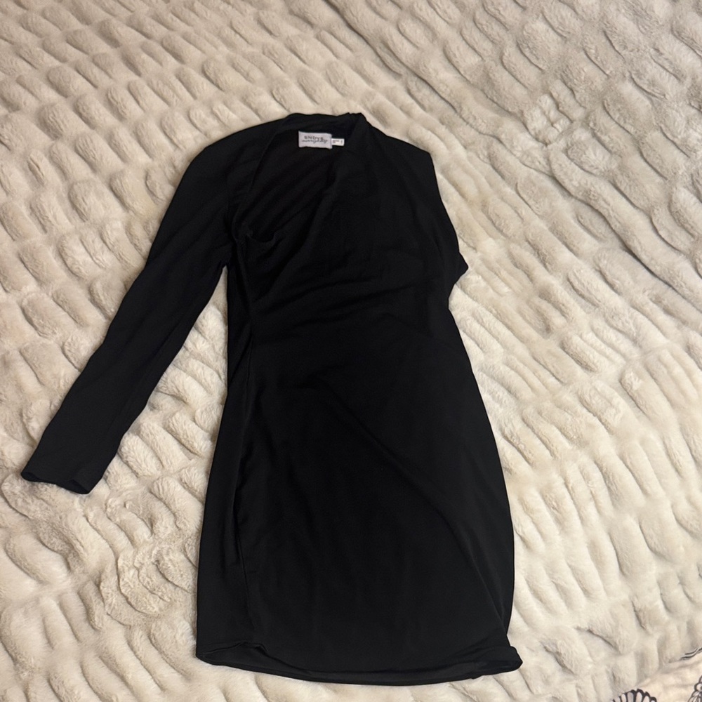 Elegant Black Long Sleeve Dress